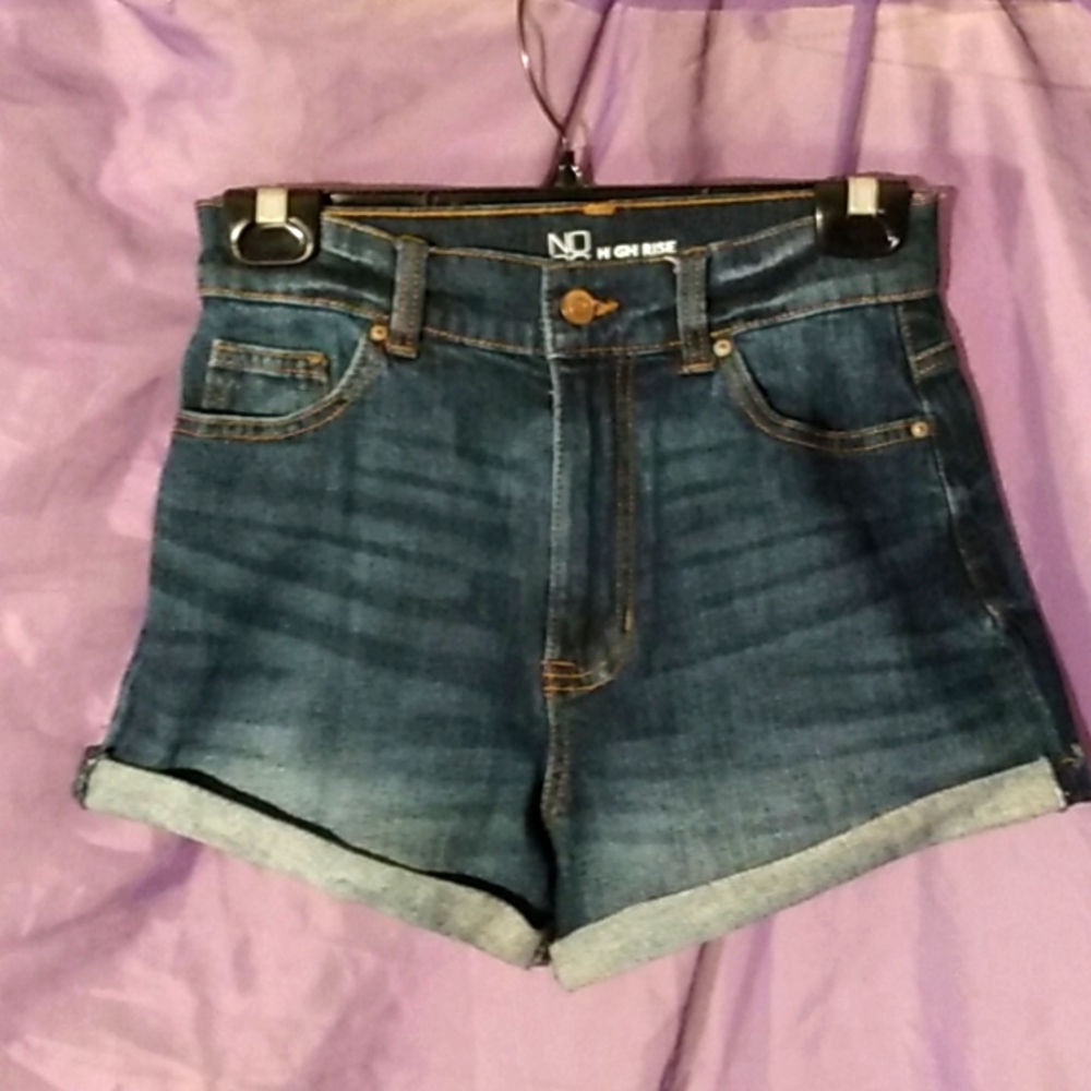 No Boundaries Shorts Size 7